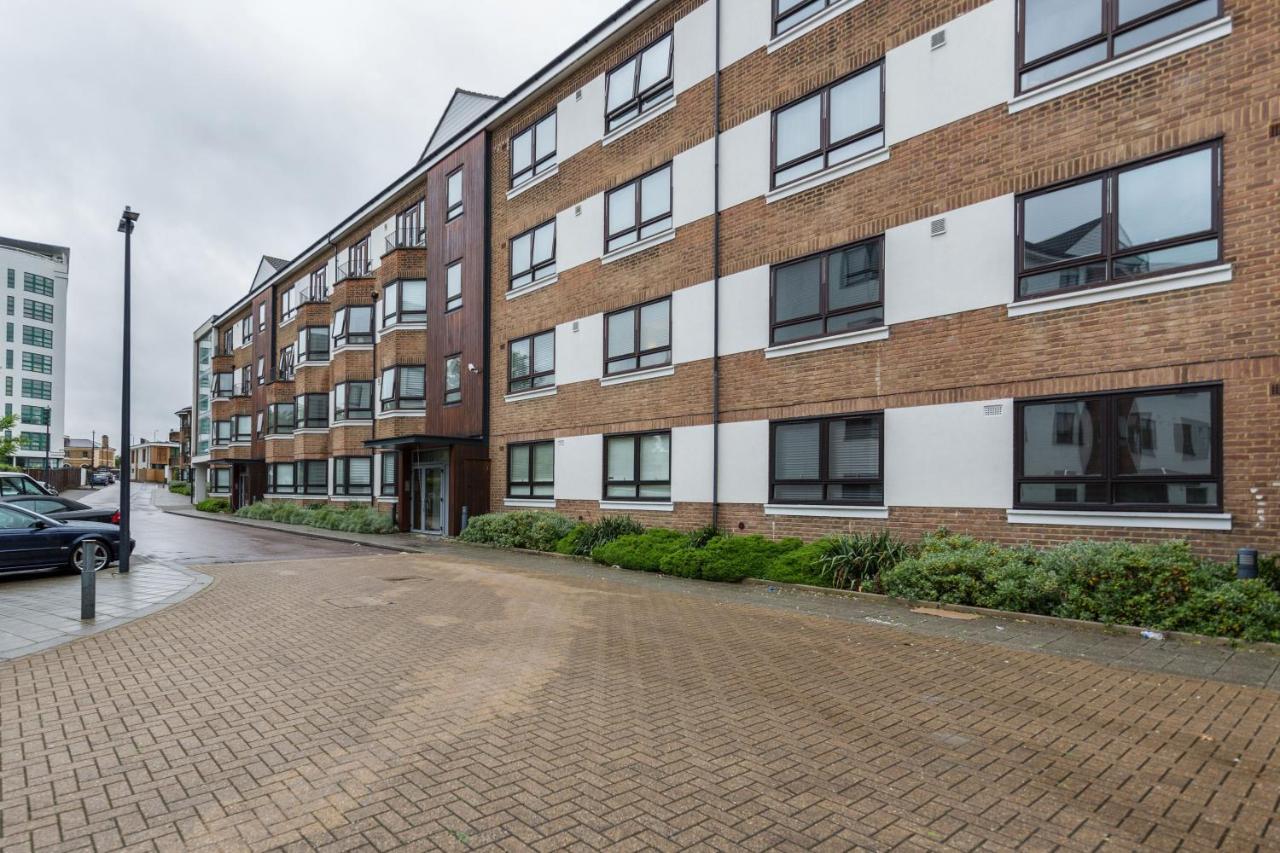 Roomspace Serviced Apartments - Kew Bridge Court Londres Exterior foto